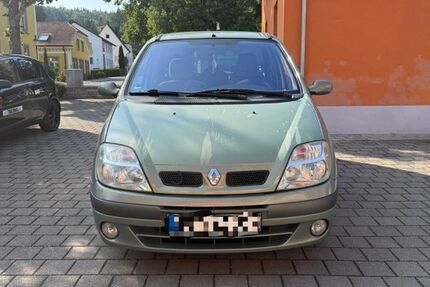 Renault Scenic 205.000 km 680 &euro; Tuttlingen 78532