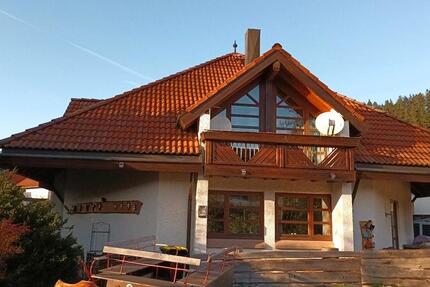 Haus Unterkirnach - 5 Zimmer, 190 m&sup2;, 399.000&euro; | Angebot:27064133