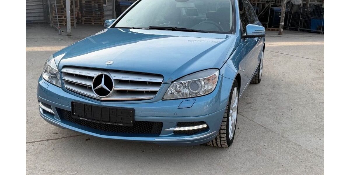Mercedes-Benz C 250 124.000 km 10.800 &euro; Munchen 80809