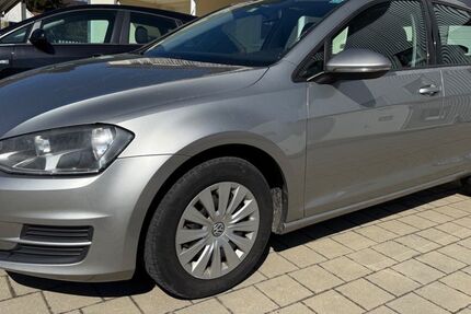 VW Golf 218.000 km 5.800 &euro; Langenneufnach bei Augsburg 86863