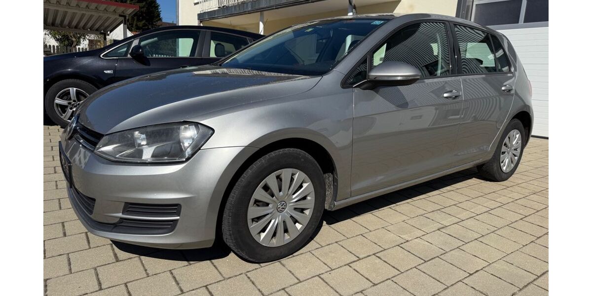VW Golf 218.000 km 5.800 &euro; Langenneufnach bei Augsburg 86863