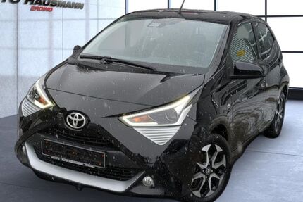 Toyota Aygo (X) 14.000 km 11.450 &euro; Erding 85435