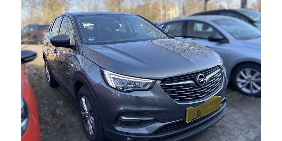 Opel Grandland (X) 60.885 km 13.990 &euro; Heusenstamm 63150