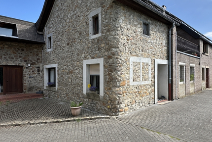 JÄSCHKE - Dreifamilienhaus mit Entwicklungspotenzial: Kapitalanlage oder zukünftiger Wohntraum 8 zimmer