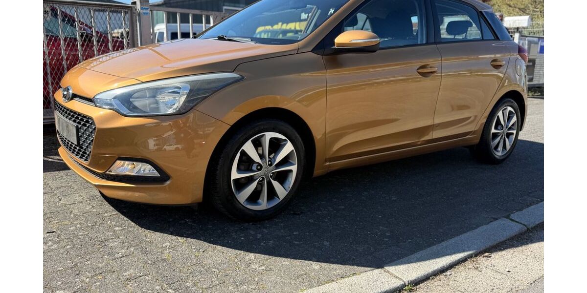Hyundai i20 144.456 km 5.499 &euro; Hanau 63452