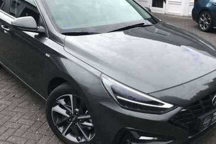 Hyundai i30 17.247 km 24.490 € Oberlahr 57641