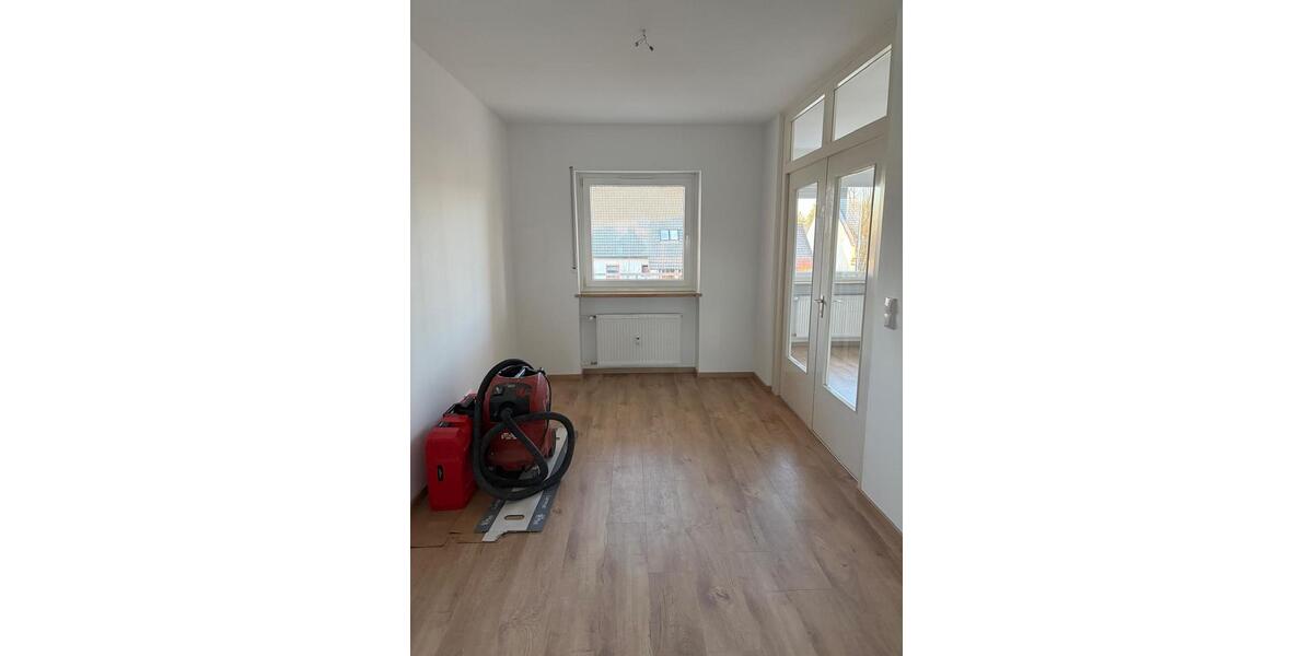 Erdgeschoßwohnung Bad Rodach - 3 Zimmer, 78 m&sup2;, 680&euro; | Angebot:25603829