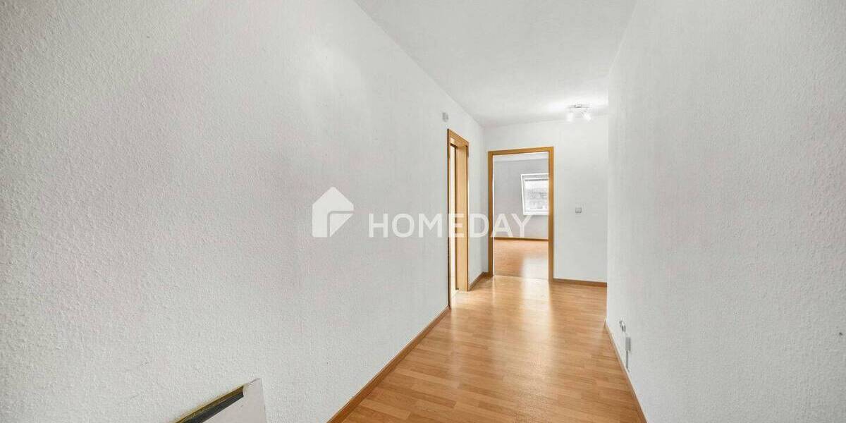 Etagenwohnung Freital - 2 Zimmer, 74 m&sup2;, 135.000&euro; | Angebot:26016911