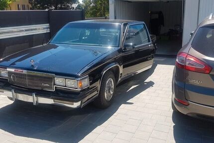 Cadillac Deville