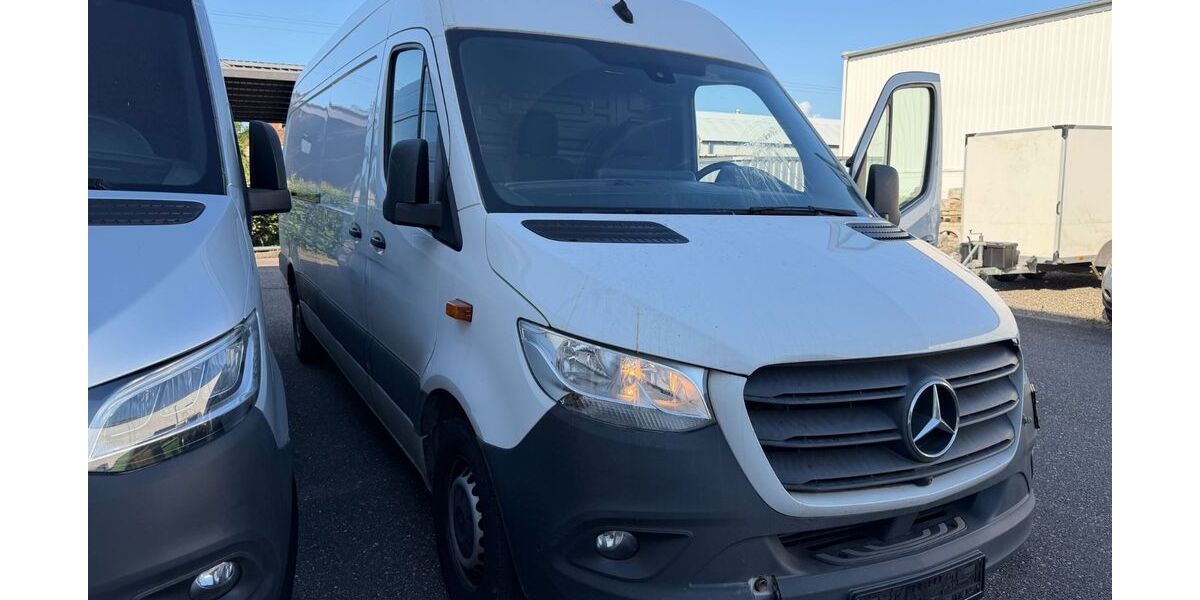 Mercedes-Benz Sprinter 199.000 km 11.900 &euro; Emmendingen 79312