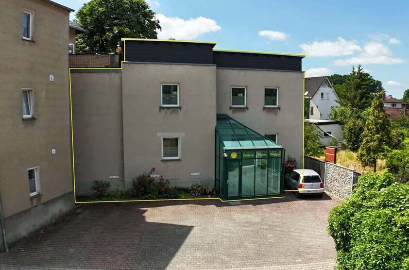 Haus zum Kaufen in Ottendorf-Okrilla 235.000 € 245 m²