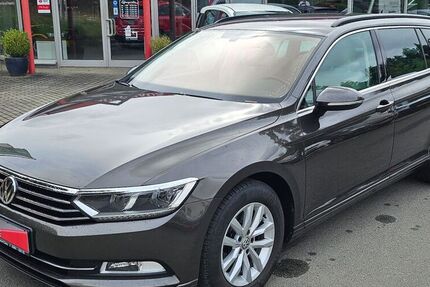 VW Passat Variant