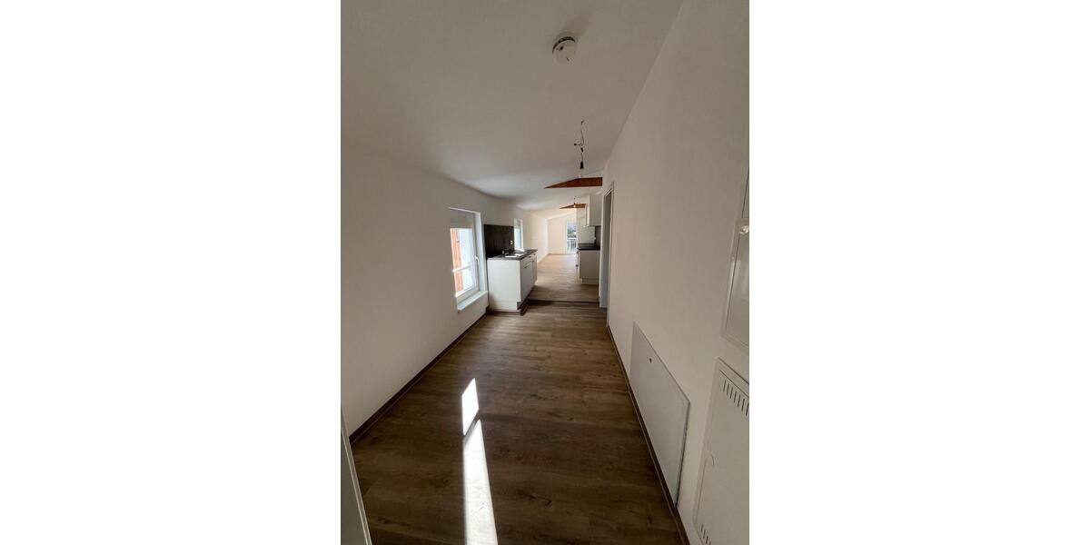 Dachgeschoßwohnung Plau am See - 4 Zimmer, 84 m&sup2;, 930&euro; | Angebot:25404856