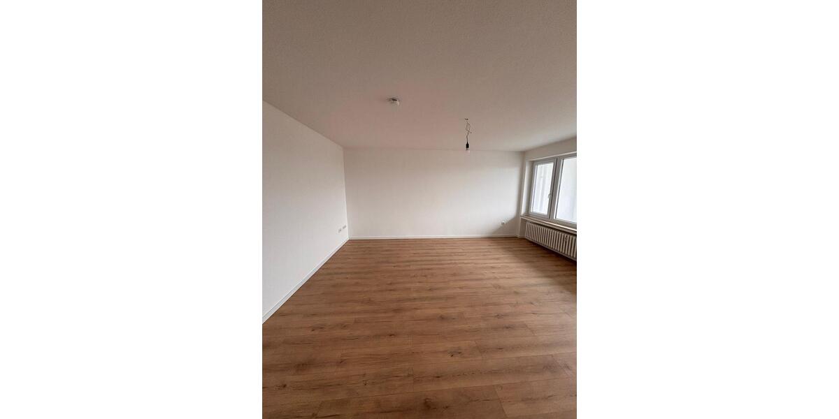 Etagenwohnung Reichenbach im Vogtland - 2 Zimmer, 45 m&sup2;, 220&euro; | Angebot:26678308