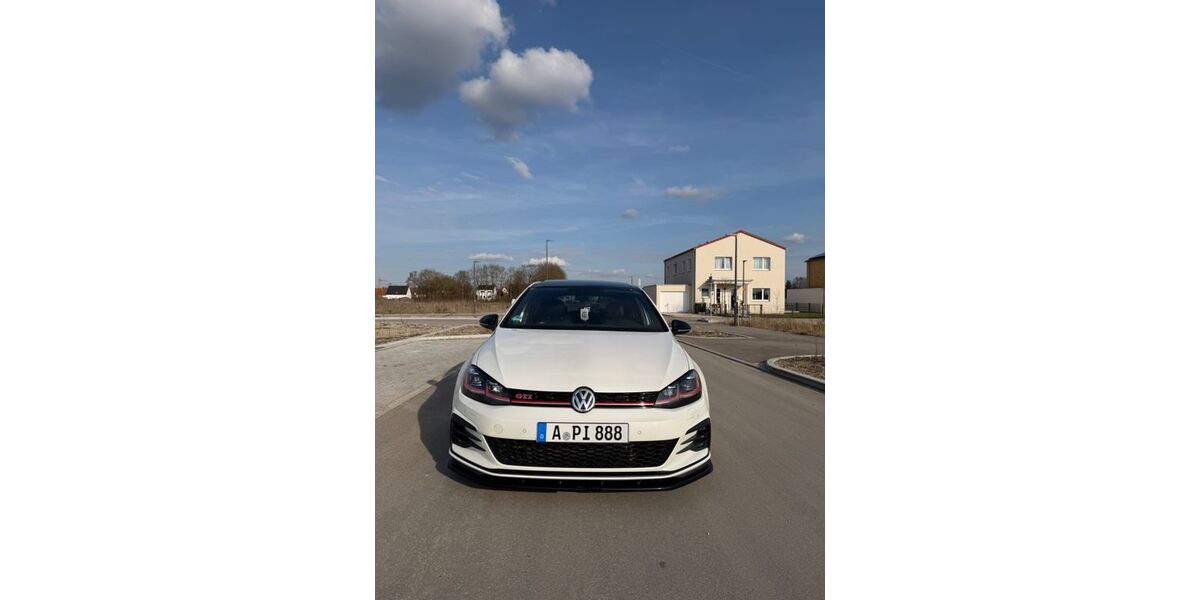 VW Golf 128.000 km 24.000 &euro; Augsburg 86163