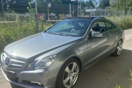 Mercedes-Benz E 250 154.368 km 8.700 &euro; München 81929