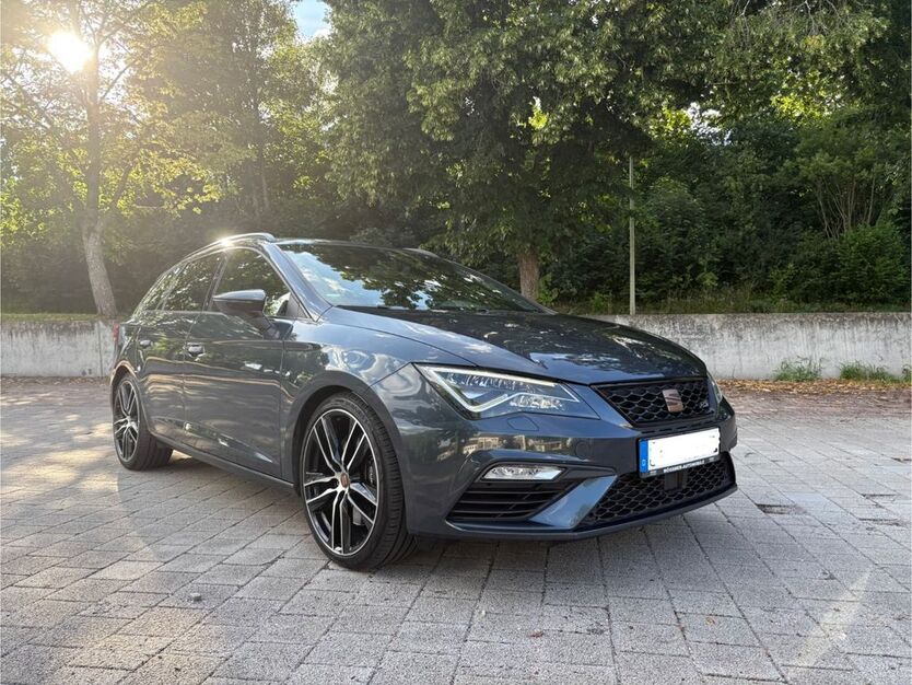 Seat Leon 101.000 km 21.200 € Teunz 92552