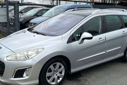 Peugeot 308 190.000 km 3.999 € Kassel 34123