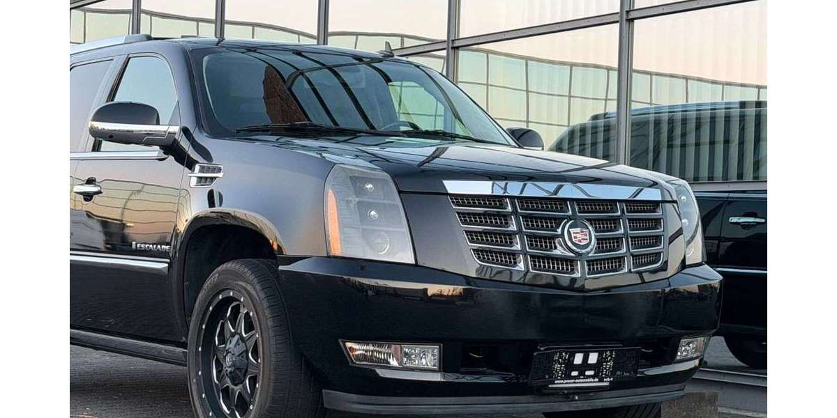 Cadillac Escalade 79.448 km 33.990 &euro; Mönchengladbach 41068