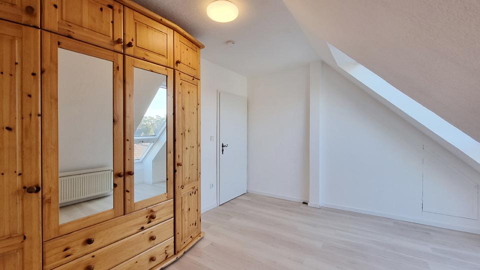 Dachgeschoßwohnung Schloß Holte-Stukenbrock Stukenbrock - 2 Zimmer, 59 m&sup2;, 620&euro; | Angebot:25378989