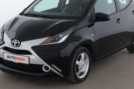 Toyota Aygo (X) 87.278 km 9.720 &euro; Dresden 01187