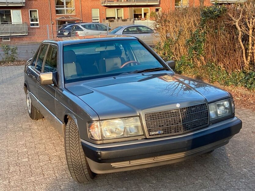 Mercedes-Benz 190 261.000 km 6.950 € Bargteheide 22941