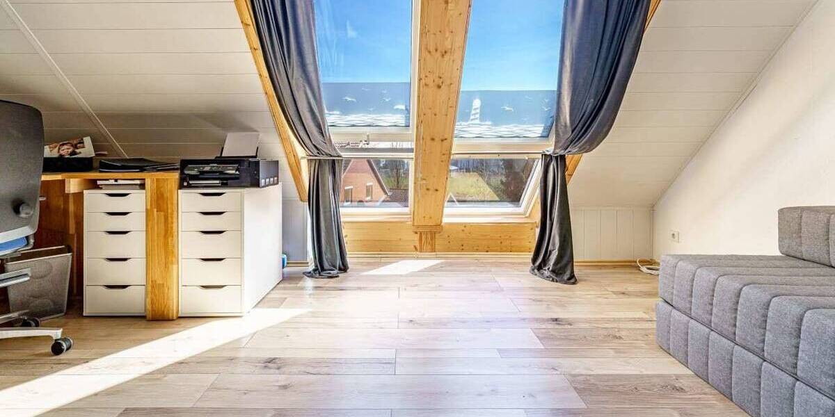 Einfamilienhaus Elmshorn - 7 Zimmer, 182 m&sup2;, 449.000&euro; | Angebot:26376785