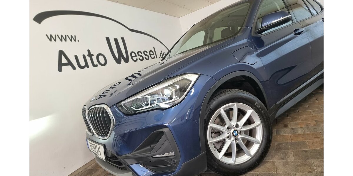 BMW X1 xDrive 25e Advantage LED ACC Head-Up Panorama 29.300 km 25.950 &euro; Garrel 49681