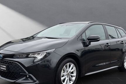 Toyota Corolla 18.540 km 26.450 &euro; Wesel 46485