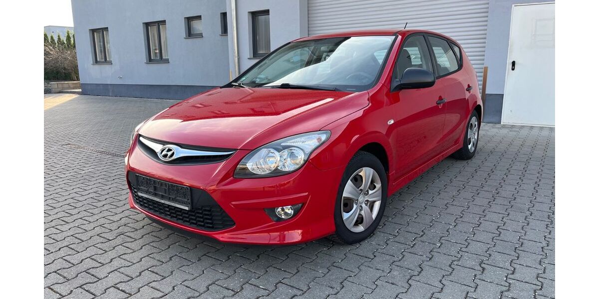 Hyundai i30 163.000 km 3.800 &euro; Remagen 53424