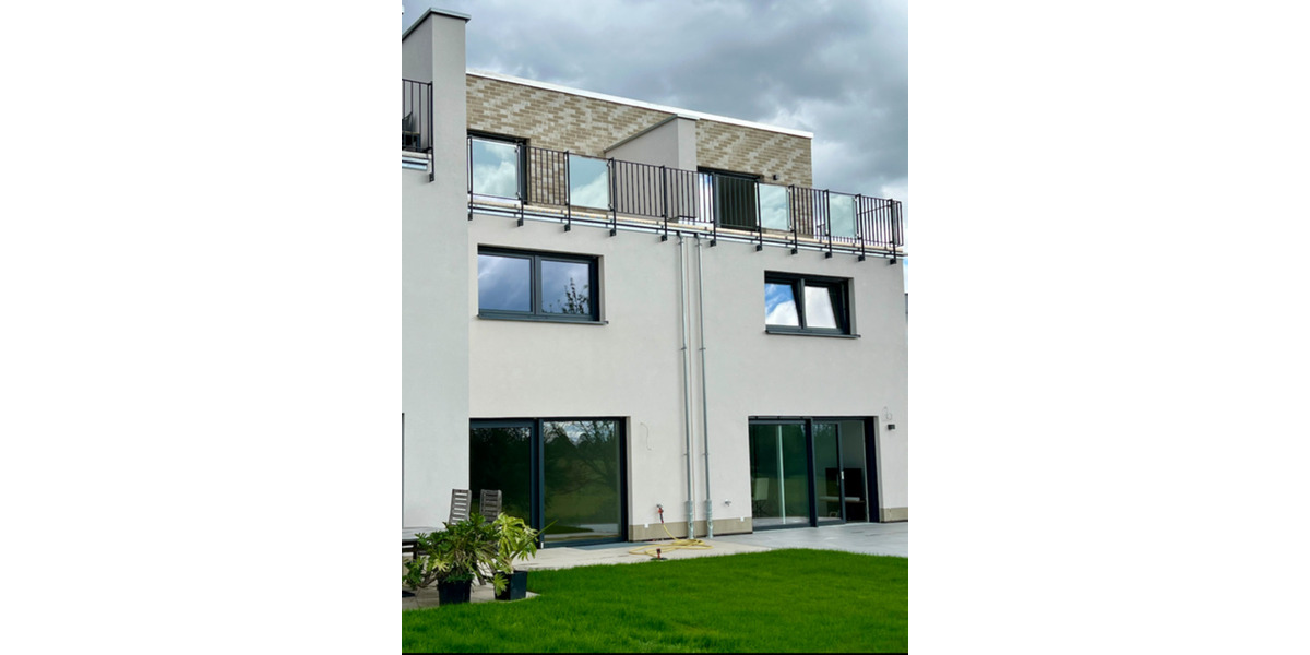 Reihenhaus Karlsdorf-Neuthard Neuthard - 3 Zimmer, 133 m&sup2;, 2.100&euro; | Angebot:24428721