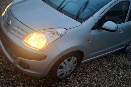 Nissan Pixo 113.000 km 2.500 € Düren 52349