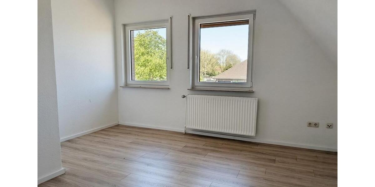Einfamilienhaus Elsfleth - 6.5 Zimmer, 155 m&sup2;, 1.150&euro; | Angebot:26675545