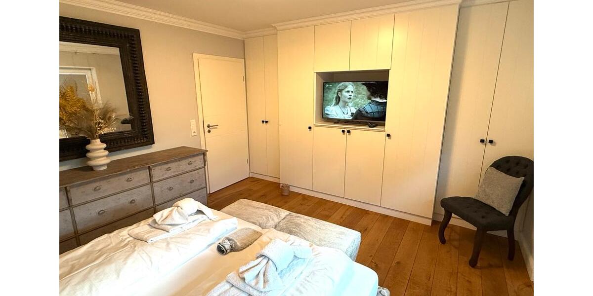 Erdgeschoßwohnung Sylt - 4 Zimmer, 200 m&sup2;, 3.700&euro; | Angebot:26322843