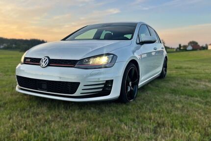 VW Golf 217.000 km 11.500 &euro; Weingarten 88250