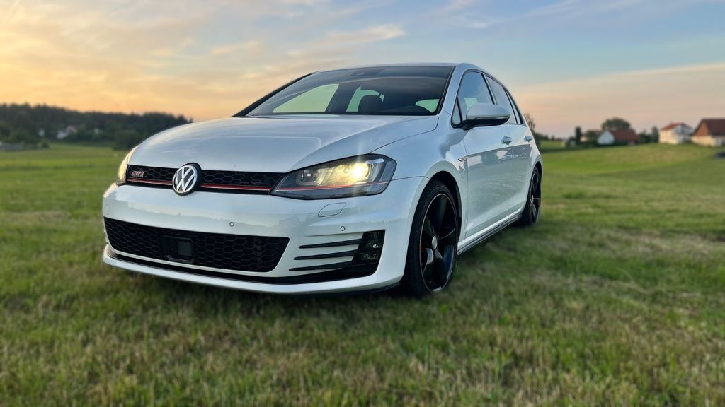 VW Golf 217.000 km 11.500 &euro; Weingarten 88250