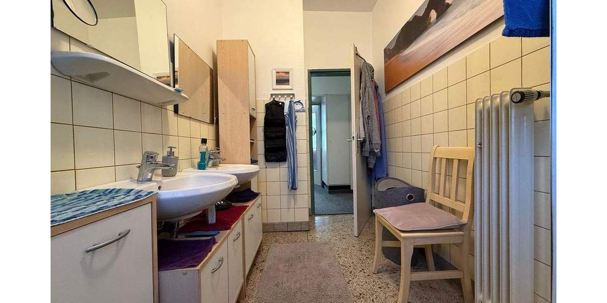 Etagenwohnung Mannheim Neckarau - 5 Zimmer, 177 m&sup2;, 295.000&euro; | Angebot:25730925