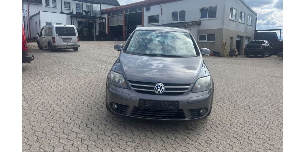 VW Golf 182.227 km 3.100 &euro; Müllenbach 53520