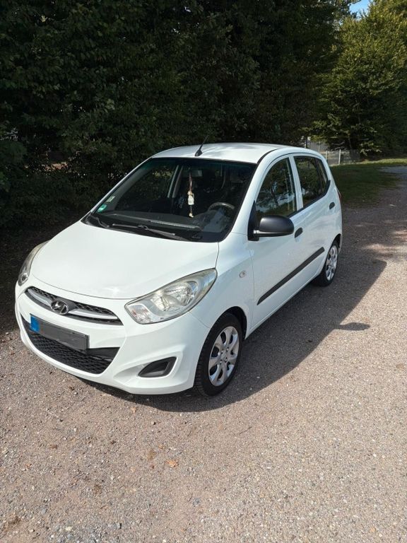 i10