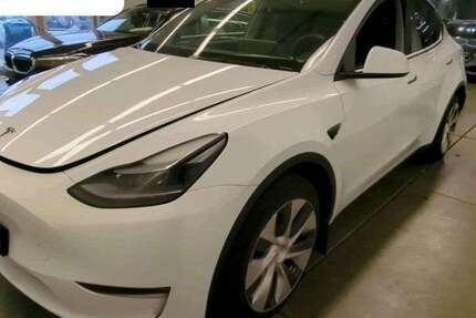 Tesla Model Y 100.000 km 29.950 &euro; Herges-Hallenberg 98587