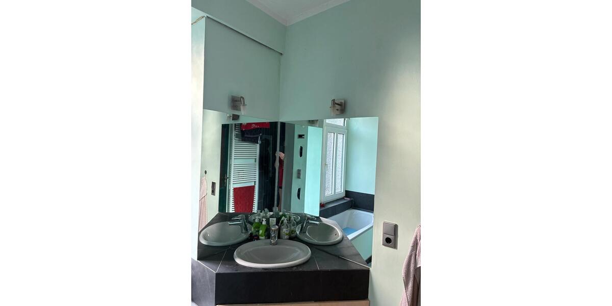 Einfamilienhaus Reil - 7 Zimmer, 235 m&sup2;, 270.000&euro; | Angebot:26942165