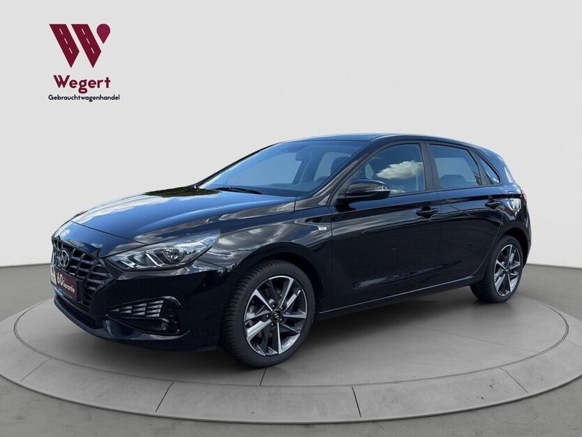 i30