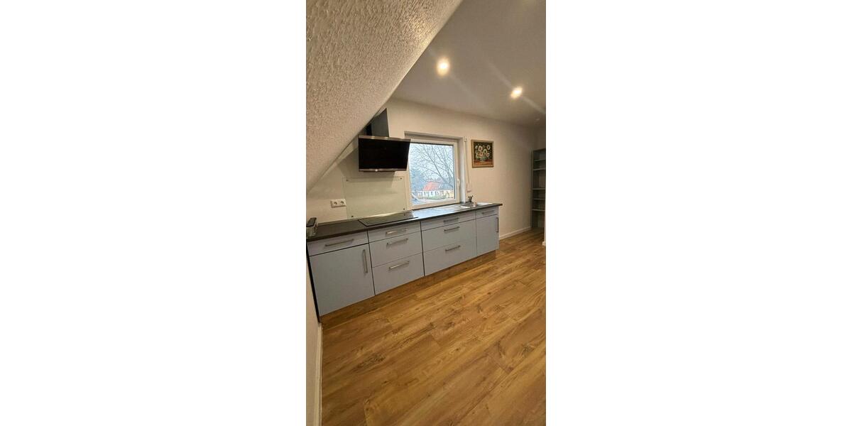 Dachgeschoßwohnung Neumünster Böcklersiedlung - 2 Zimmer, 75 m&sup2;, 725&euro; | Angebot:25378505