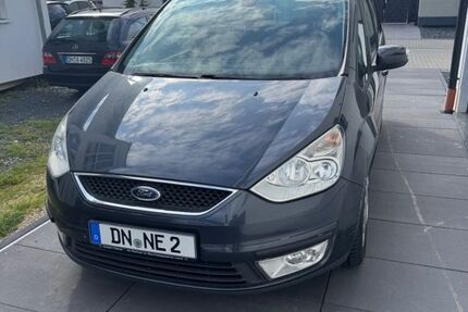 Ford Galaxy 128.000 km 6.999 € Düren 52353