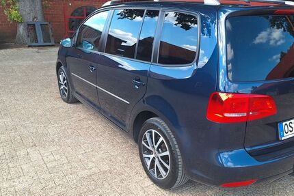 VW Touran 186.000 km 9.150 &euro; Bramsche 49565