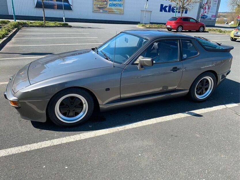 944