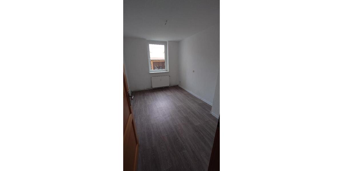 Etagenwohnung Weißwasser (Oberlausitz) - 3 Zimmer, 64 m&sup2;, 450&euro; | Angebot:24617476