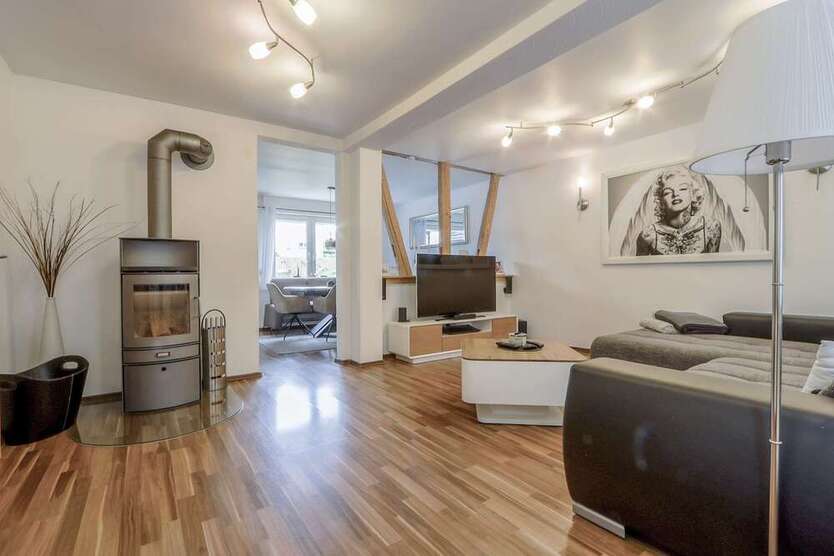 Haus zum Kaufen in Nordheim 500.000 € 176.04 m²