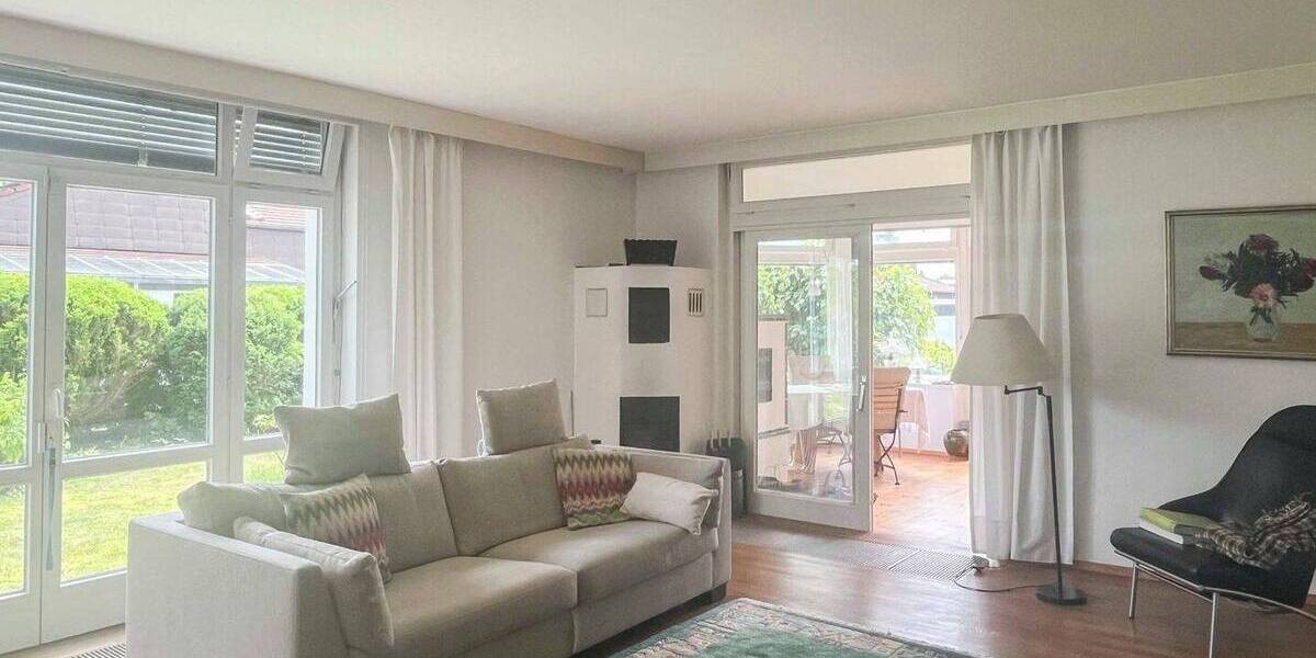 Einfamilienhaus Burghausen - 9 Zimmer, 315 m&sup2;, 720.000&euro; | Angebot:26451459