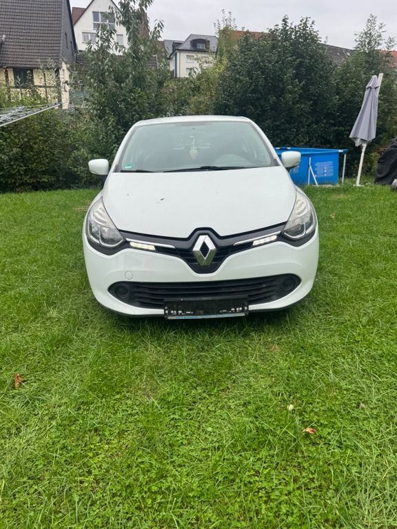 Renault Clio 109.199 km 5.500 € Lügde 32676